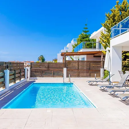Villa Coral Bay 5 *