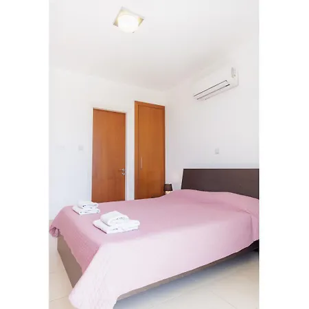 Coral Bay 5 Villa *