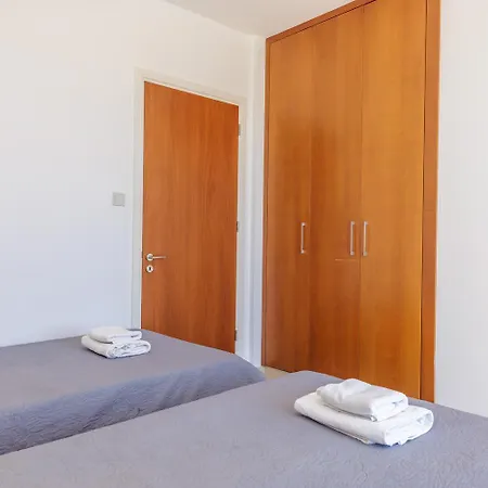 Coral Bay 5 Villa