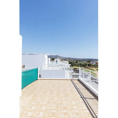 Coral Bay 5 *