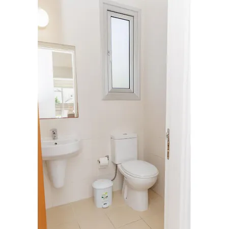 Coral Bay 5