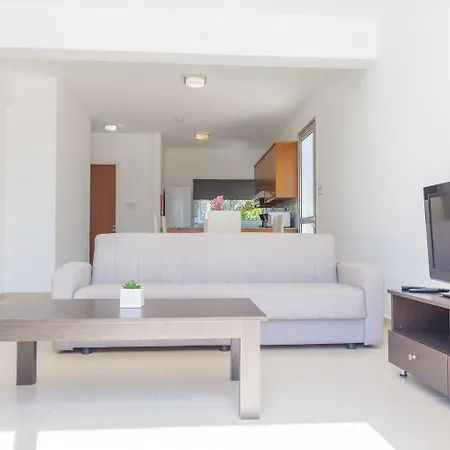 Coral Bay 5 Villa Peyia